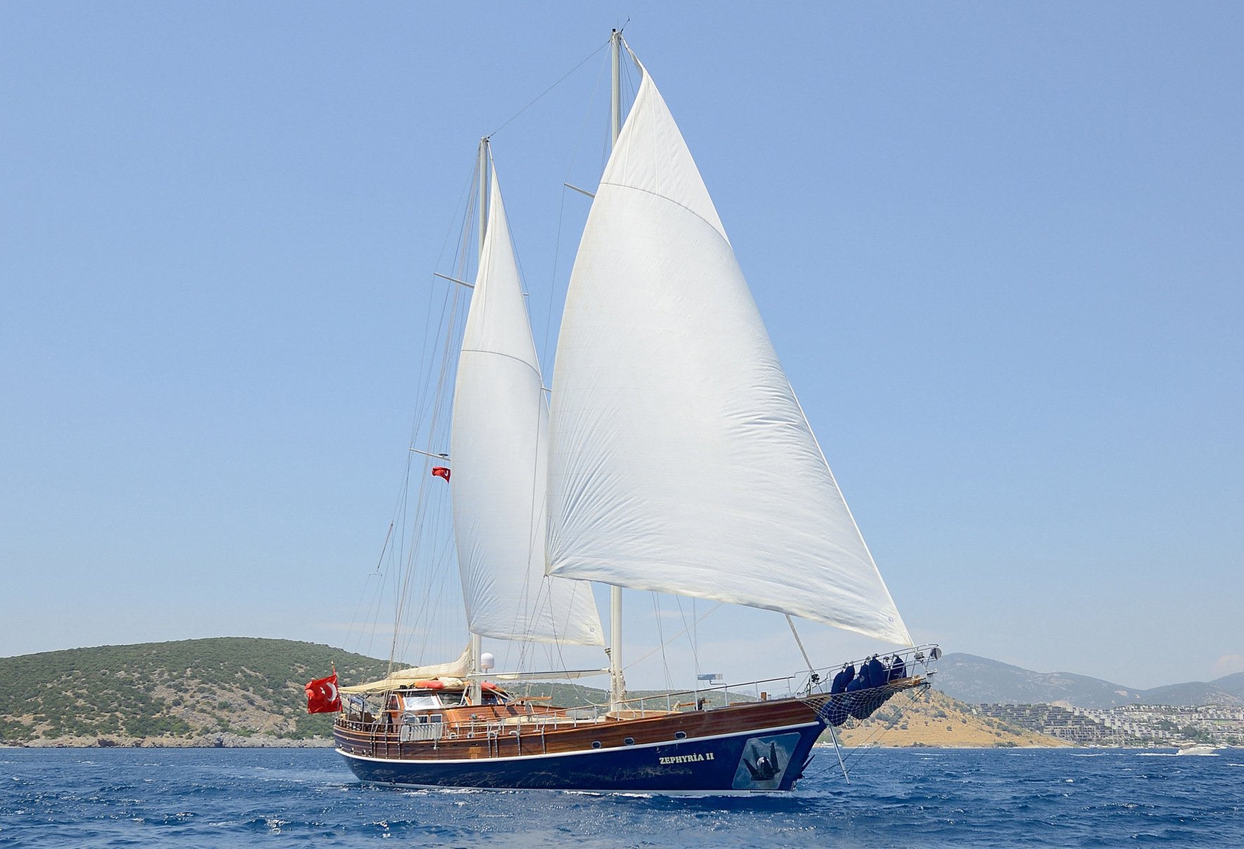 ZEPHYRIA II - Luxus-Gulet zum Chartern an der türkischen Küste